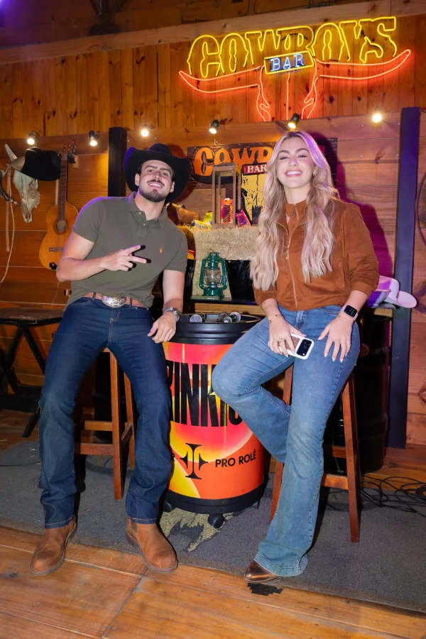 Jon Vlogs recebe Duda Bertelli em nova edição do “Bar do Jon” com mais de 6 horas de live